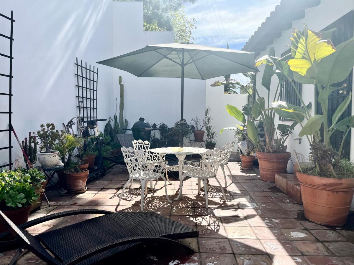 Hollywood Hills Homestay لوس أنجلوس المظهر الخارجي الصورة